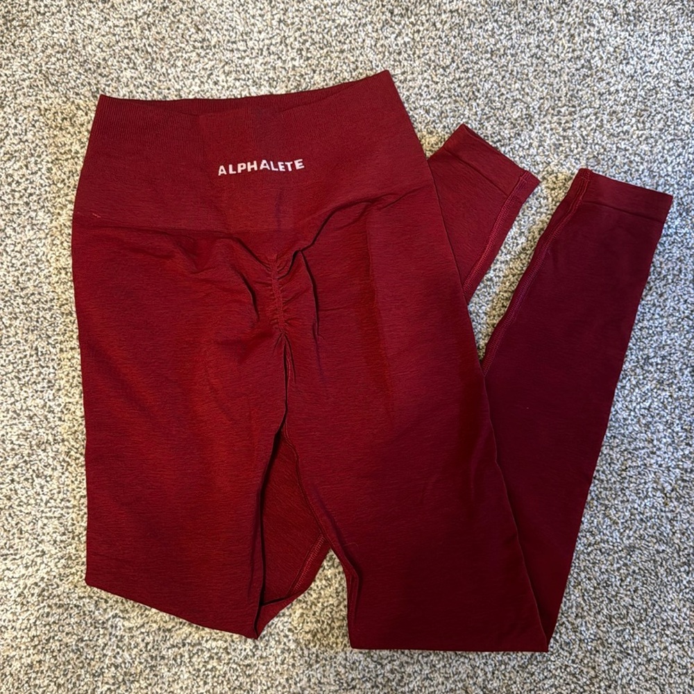 Alphalete amplify leggings, size small